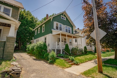 1070 Keyes Ave, Schenectady, NY 12309 - photo 4