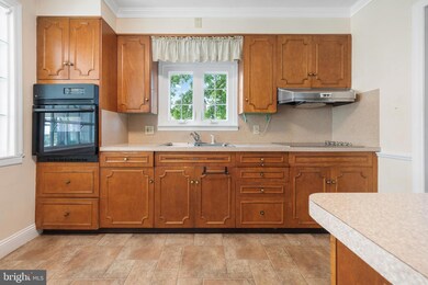 101 Maxwell Ave, Hightstown, NJ 08520 - photo 6