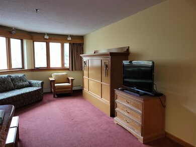 90 Loon Mountain Rd unit 945B, Lincoln, NH 03251 - photo 3