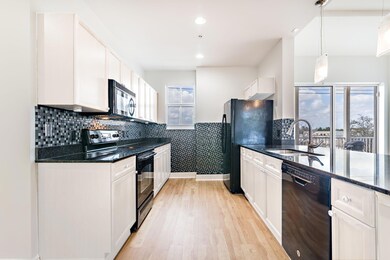 3940 N Flagler Dr unit 306, West Palm Beach, FL 33407 - photo 6