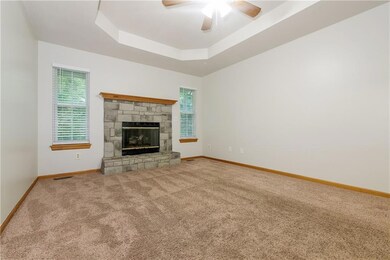 508 S Huntsman Blvd, Raymore, MO 64083 - photo 4