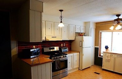 93 Holly Rd, Taunton, MA 02780 - photo 2