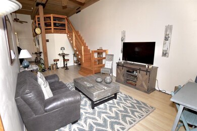 Rivermoor Landing unit 32, Newmarket, NH 03857 - photo 5