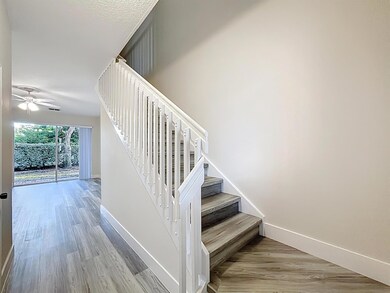 1010 Seminole Palms Dr, Lake Worth, FL 33463 - photo 2