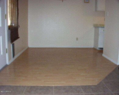 condo kitchen area ed2