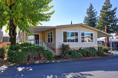 12300 Pepperwood Cir, Auburn, CA 95603 - photo 3