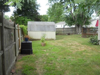 26 Perkins St, Warwick, RI 02886 - photo 5