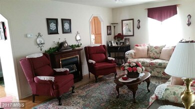 804 E D St, Brunswick, MD 21716 - photo 5