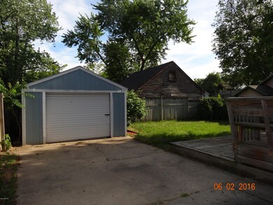 120 Frontenac 035