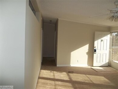 2446 Mountain View Rd, Asheboro, NC 27205 - photo 5