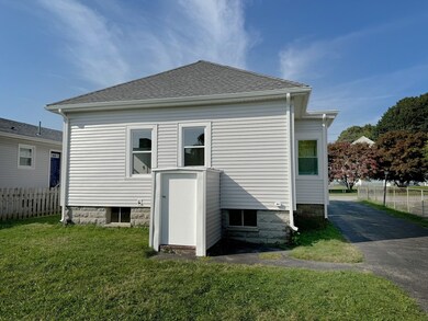 41 Jepson St, Fall River, MA 02723 - photo 5