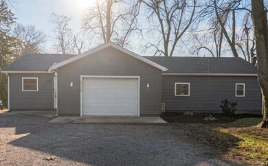 6719 Edgebrook Dr, Fort Wayne, IN 46804 - photo 2