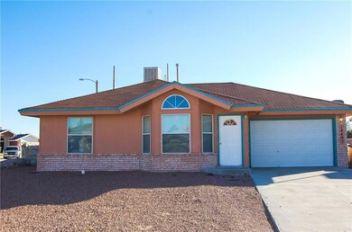 14492 Thayer Pease Ave, Horizon City, TX 79928 - photo 2