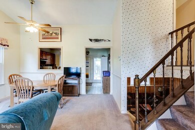 6208 Honeycomb Ct, Sykesville, MD 21784 - photo 4