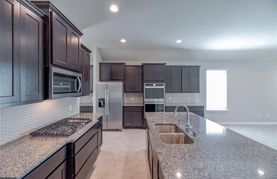 28711 Yellowstone Preserve Ln, Fulshear, TX 77494 - photo 7