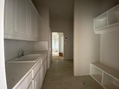 8713 Tucker Dr, Godley, TX 76044 - photo 3