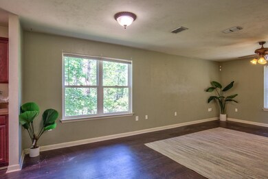 2537 Pennlyn Dr, Tallahassee, FL 32308 - photo 6