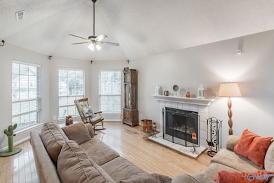 2402 Autumn Ridge Dr SW, Huntsville, AL 35803 - photo 2