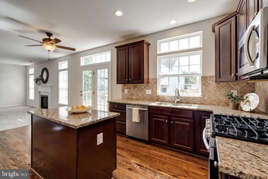 2440 Trimaran Way, Woodbridge, VA 22191 - photo 4