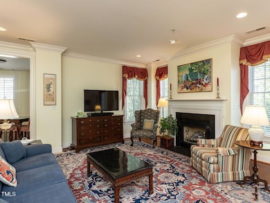 013-1280x960-living-room