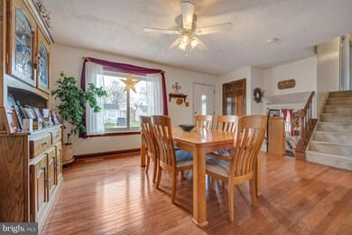 1518 Andover Ln, Frederick, MD 21702 - photo 4