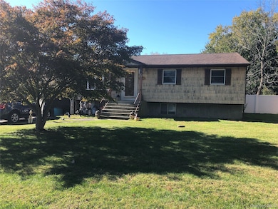 44 Nadine Ln, Port Jefferson Station, NY 11776 - photo 2