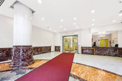 Victoria Tower unit 6G, Flushing, NY 11355 - photo 3