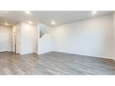 2967 T St, Springfield, OR 97477 - photo 4