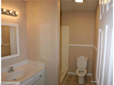 708 Hendrix St, High Point, NC 27260 - photo 6