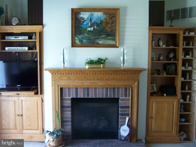 525 Gilmer Rd, Coatesville, PA 19320 - photo 7