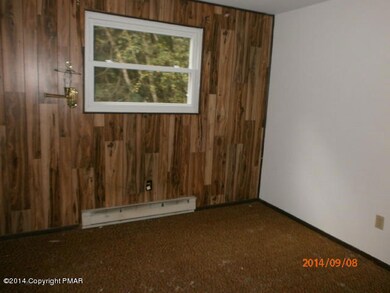 5799 Clover Rd, Long Pond, PA 18334 - photo 6