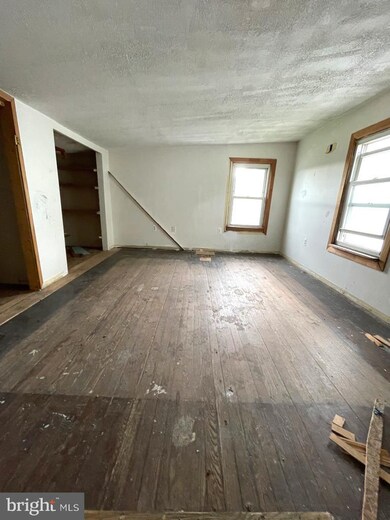 437 Mechanic St, Hagerstown, MD 21740 - photo 7