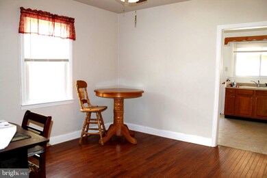 333 George Ave, Essex, MD 21221 - photo 4