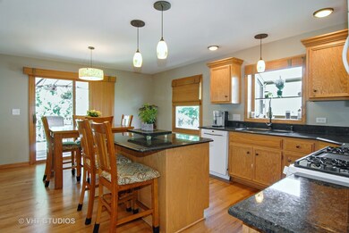 305 Prairieview Dr unit 6, Oswego, IL 60543 - photo 6