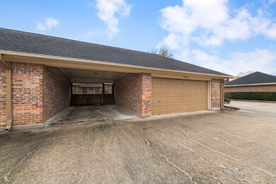 211 Skyview Terrace unit 201, Friendswood, TX 77546 - photo 2