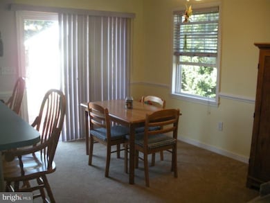 2807 Wakefield St, Colonial Beach, VA 22443 - photo 7