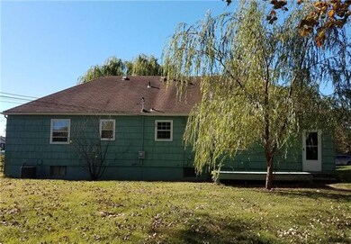 7417 Ballentine St, Shawnee, KS 66203 - photo 3