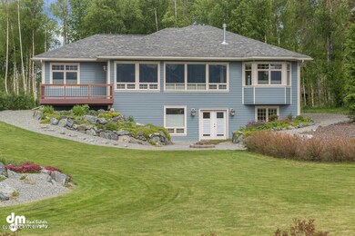 Exterior_DMD_0042-SMALL