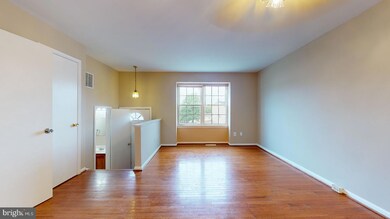 1952 Winslow Ct, Woodbridge, VA 22191 - photo 4