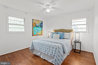 121 Rolling Rd, Gaithersburg, MD 20877 - photo 4