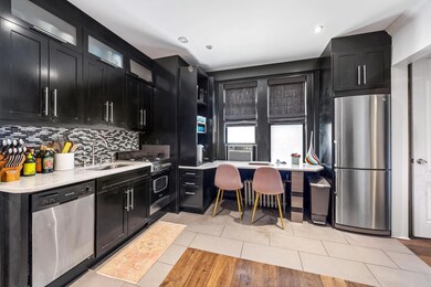 295 W 11th St unit 2, New York, NY 10014 - photo 3