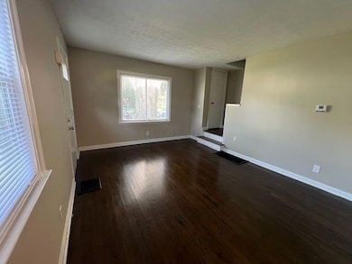 88-90 N Waverly St, Columbus, OH 43213 - photo 6