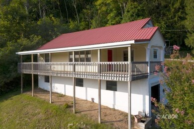 Exterior, Front