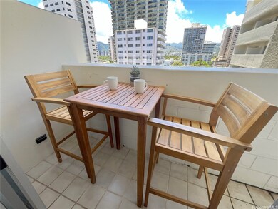 2450 Prince Edward St unit 905A, Honolulu, HI 96815 - photo 5