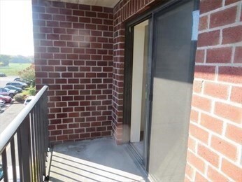 131 Franklin St unit 302, Stoneham, MA 02180 - photo 2
