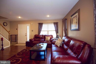 116 Westminster Ct, Harleysville, PA 19438 - photo 3