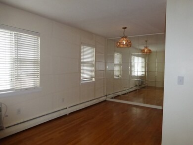 20 Regency Park Dr, Agawam, MA 01001 - photo 5