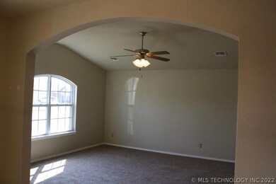 735 E 147th St S, Glenpool, OK 74033 - photo 6