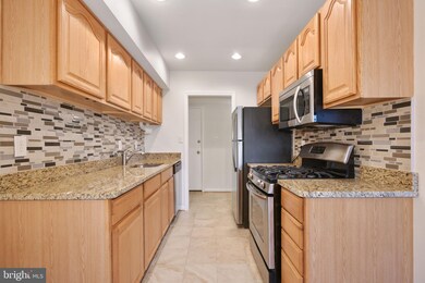 2307 Freetown Ct unit 21C, Reston, VA 20191 - photo 6