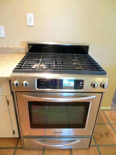 4027 N 38th Place, Phoenix, AZ 85018 - photo 2